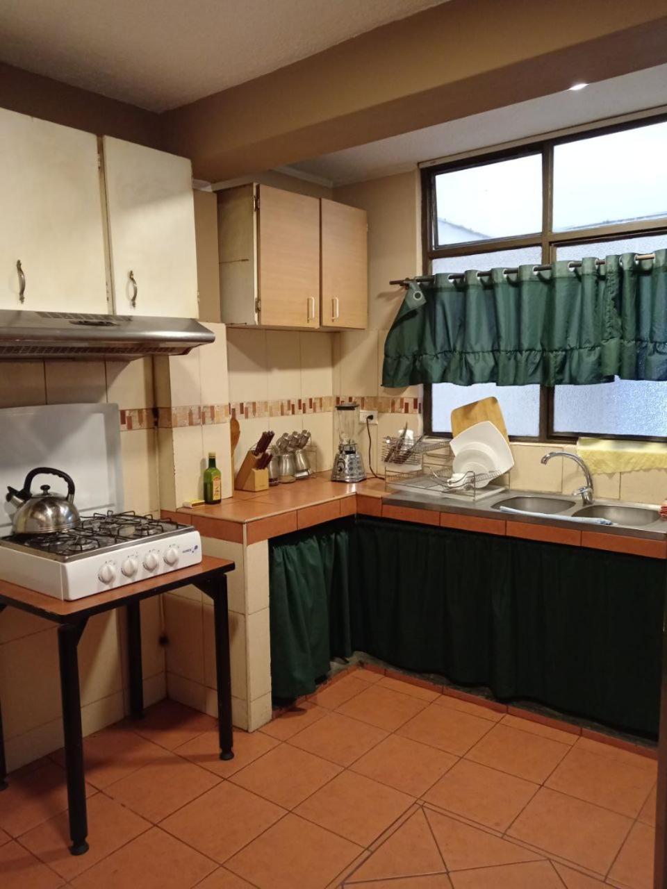 Tin House Quito Hotel Eksteriør billede